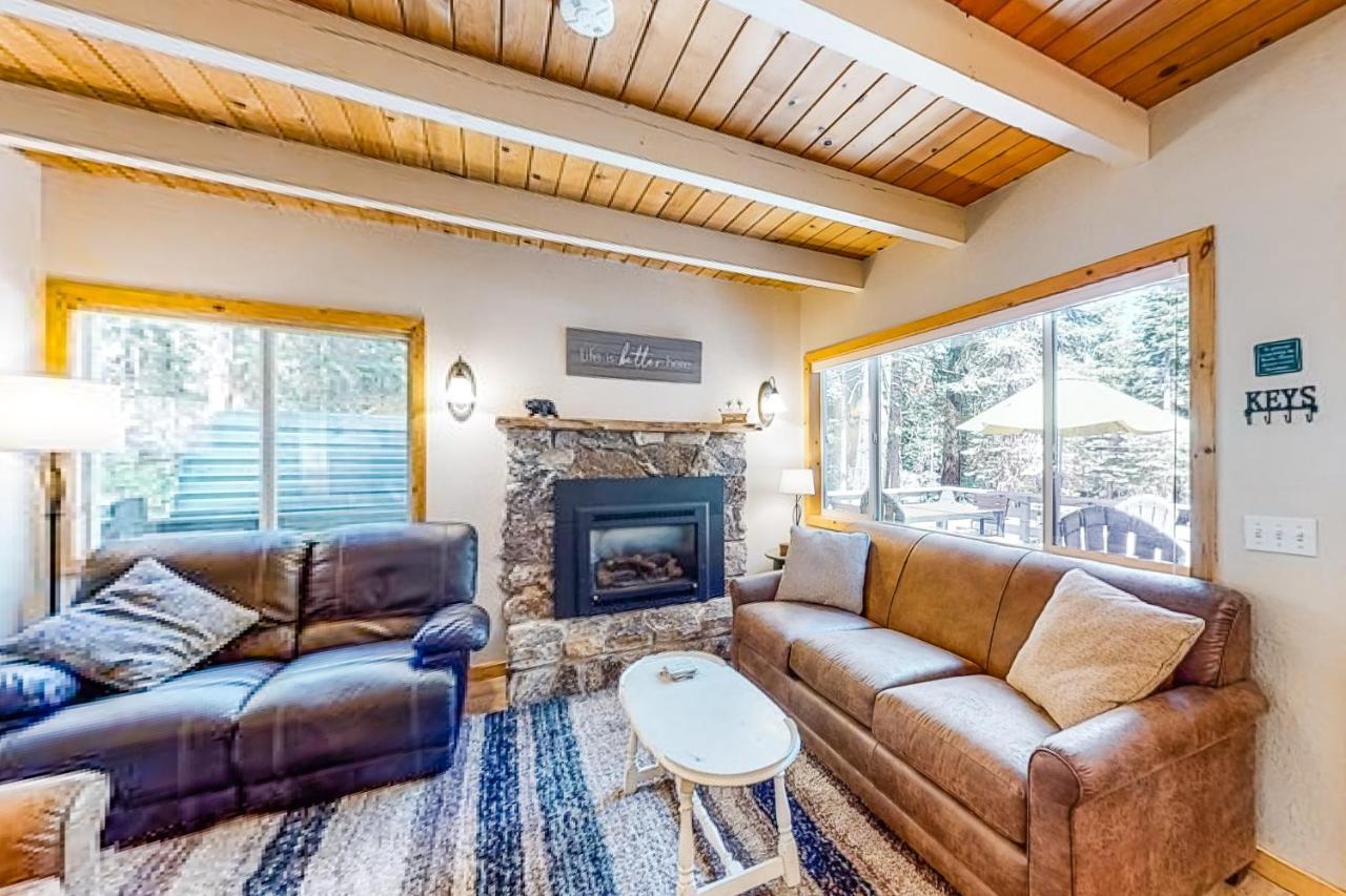 Cabin In The Woods Tahoma Exterior photo
