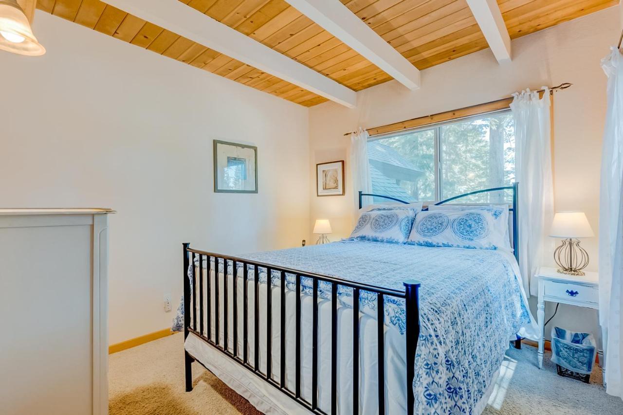 Cabin In The Woods Tahoma Exterior photo